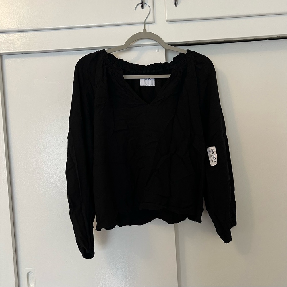 Black Long Sleeve V-Neck Blouse Old Navy 100% Viscose Rayon
